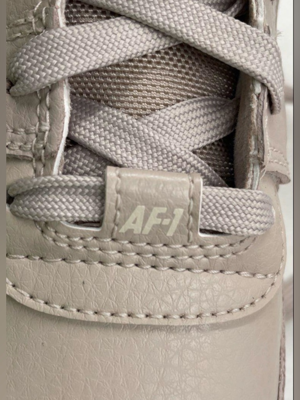 Nike Women's Air Force 1 High Utility 2.0 in the 'Arctic Pink' - Picture 6 of 10